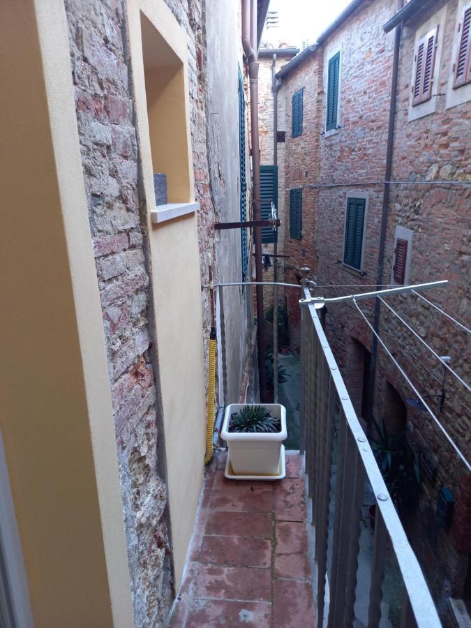 Ferienwohnung La Casa Della Luna Terricciola Exterior foto